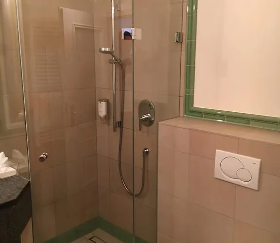 Kreuz-post 3* Staufen im Breisgau